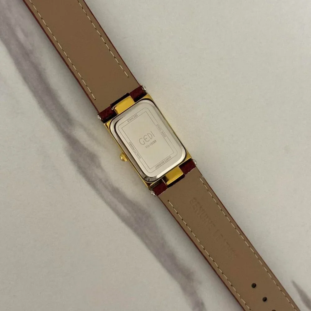 SKU0138 Casual Gold Red Women Fashion Square Watch Stainless steel‎ + gift bag